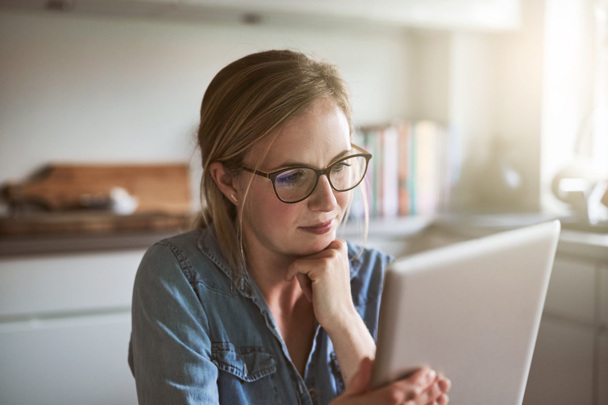 Common Menopause Hormone Therapy Side Effects And How to Manage Them